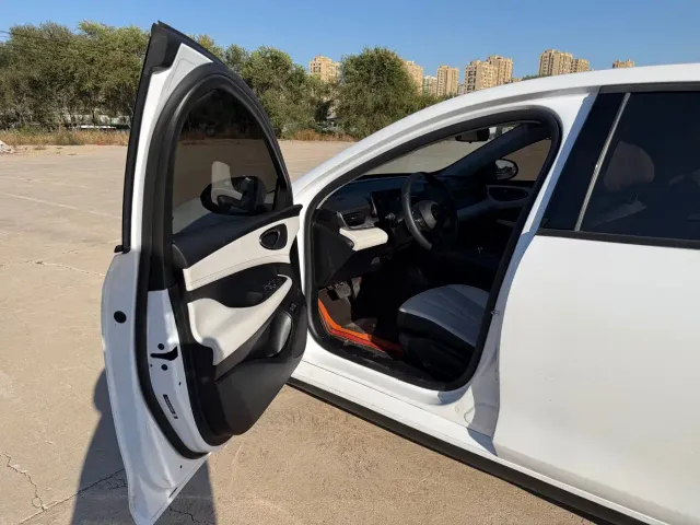 BYD Seal 05 DM-i — Фото автомобиля 5