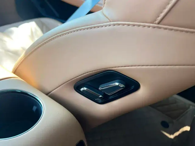 Geely Galaxy Xingyao 8 — Фото автомобиля 7