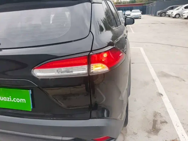 Toyota Frontlander — Фото автомобиля 7