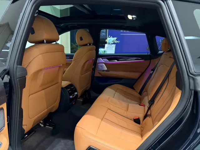 BMW 6 Series Gran Turismo — Фото автомобиля 6