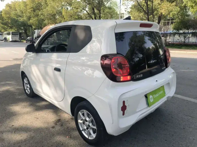 Roewe Clever — Фото автомобиля 22