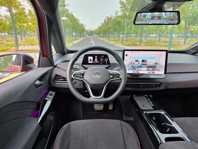 Volkswagen ID.3 — Фото автомобиля 16