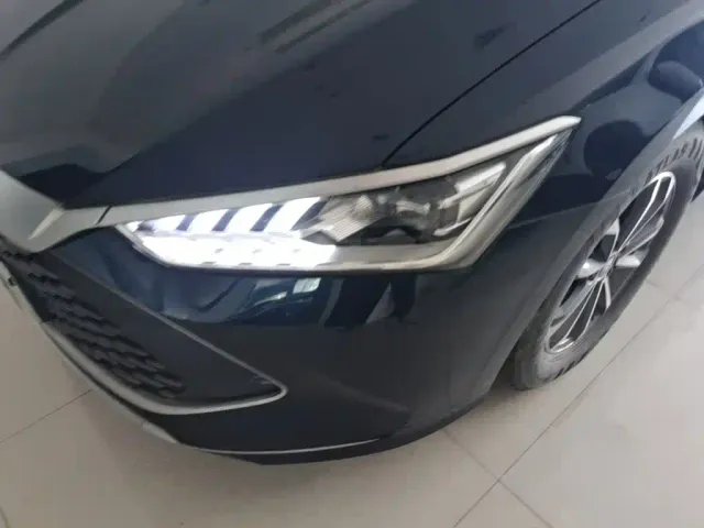 BYD Qin PLUS — Фото автомобиля 23