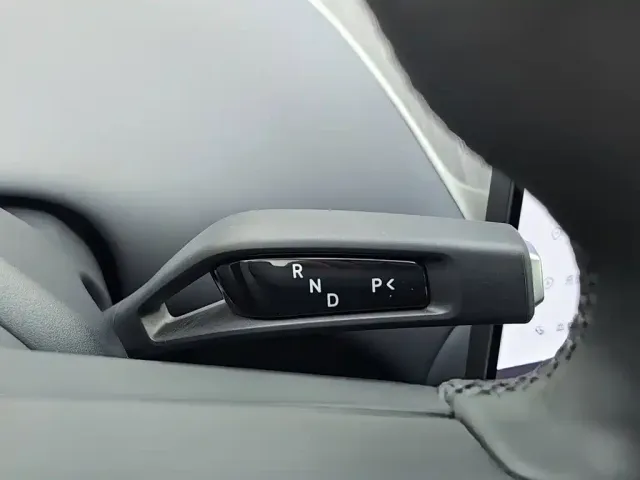 Xiaomi Auto Xiaomi YU7 2025 Extended Range RWD Edition — Фото автомобиля 13