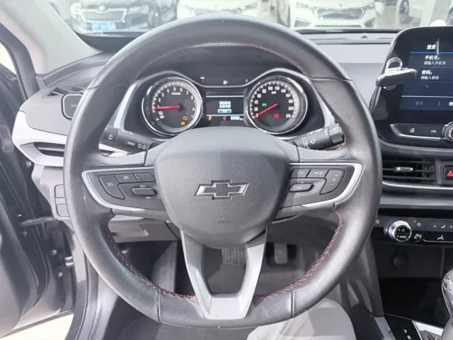 Chevrolet Orlando — Фото автомобиля 11