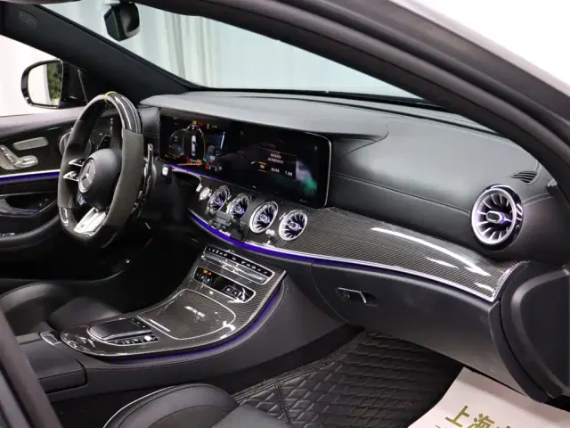 Mercedes-Benz E-Class AMG — Фото автомобиля 20