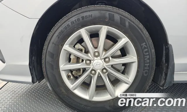Hyundai Sonata New Rise — Фото автомобиля 5