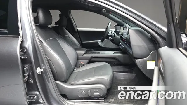 Hyundai Ioniq 6 — Фото автомобиля 11