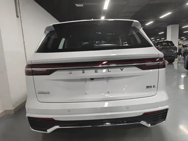 Geely Xingyue L — Фото автомобиля 15