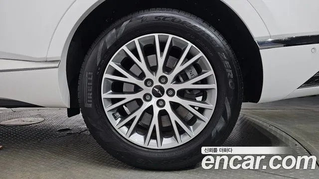 Genesis GV80 2.5T Бензин 2WD — Фото автомобиля 21