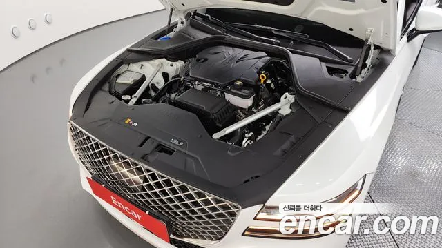 Genesis G80 Бензин 2.5 турбо AWD — Фото автомобиля 6