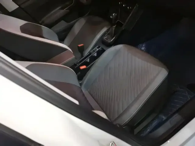 Volkswagen Lavida 2025 New Edge 1.5L Outstanding New Ease — Фото автомобиля 24