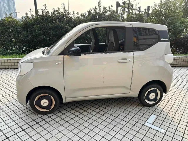 Wuling Hongguang Mini EV — Фото автомобиля 2