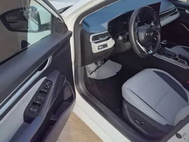Geely Emgrand — Фото автомобиля 15