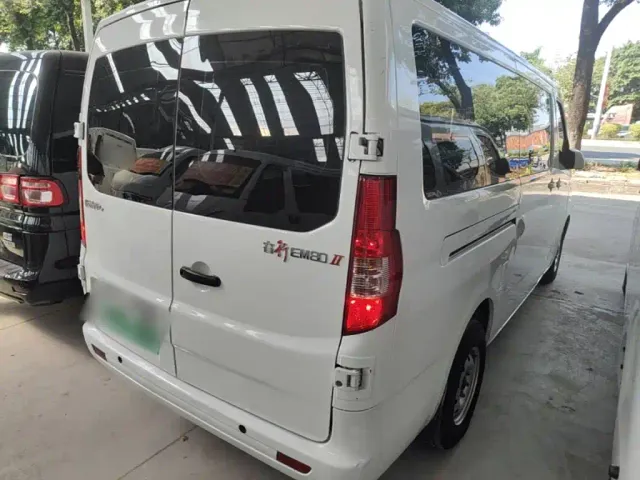 Changan Ruixing EM60 — Фото автомобиля 6