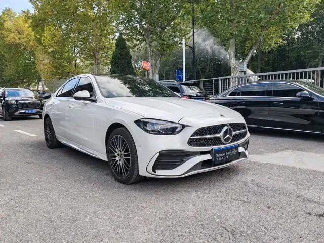 Mercedes-Benz C-Class — Фото автомобиля 2