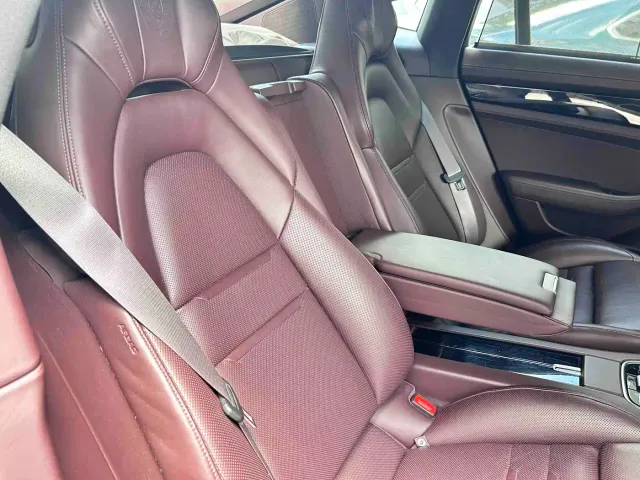 Porsche Panamera 2023 Panamera Executive Long Wheelbase 2.9T — Фото автомобиля 20