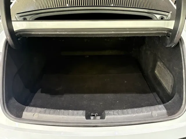 Geely Galaxy E8 — Фото автомобиля 26