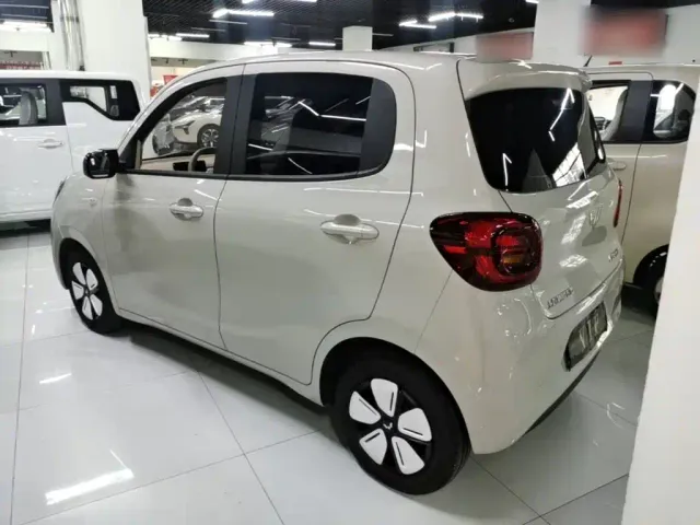 Wuling Hongguang Mini EV — Фото автомобиля 4