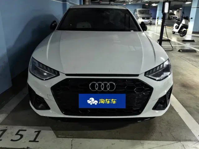 Audi A4L — Фото автомобиля 2
