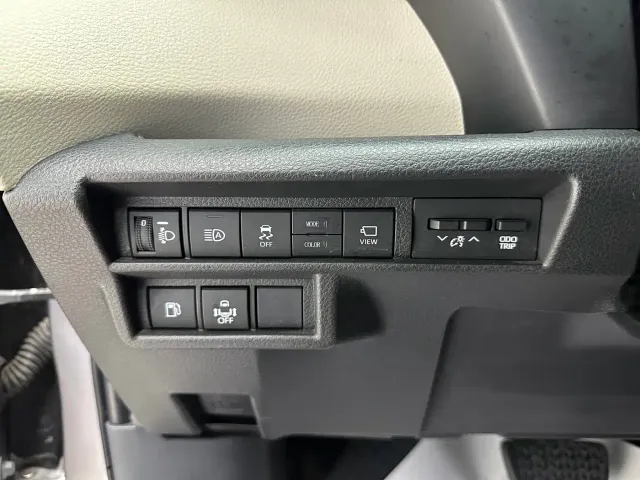 Toyota Sienna — Фото автомобиля 12