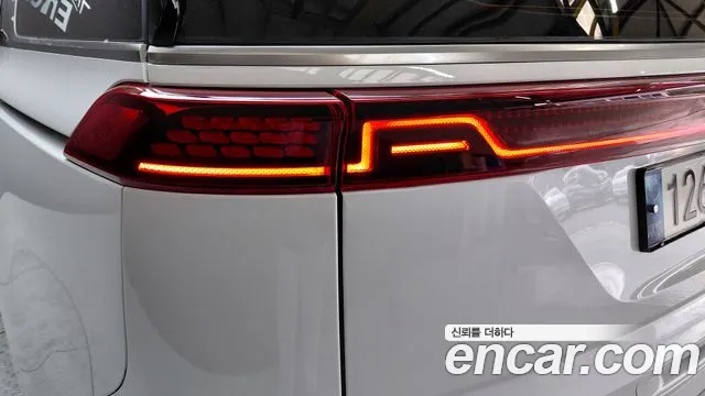 Kia Canival Carnival 4 поколение Бензин 9 мест Signature — Фото автомобиля 23
