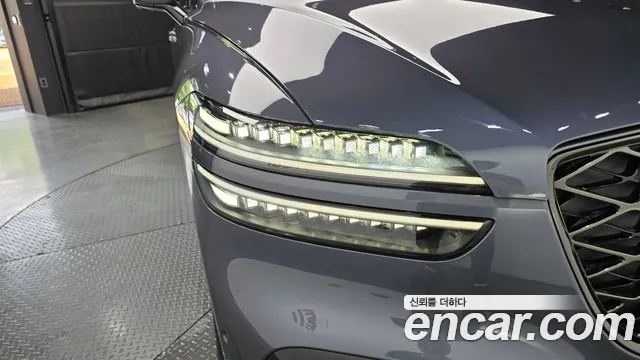 Genesis GV70 2.5T Бензин 2WD — Фото автомобиля 20