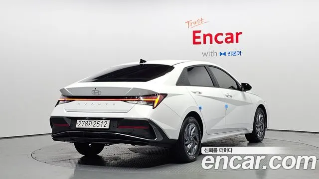 Hyundai Avante — Фото автомобиля 2