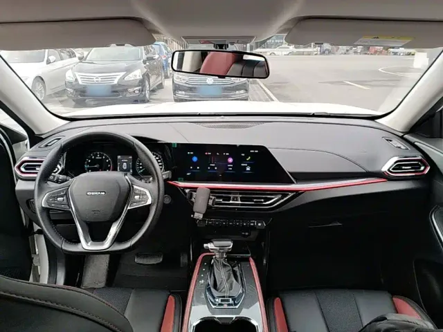 Changan Oushang X5 — Фото автомобиля 9