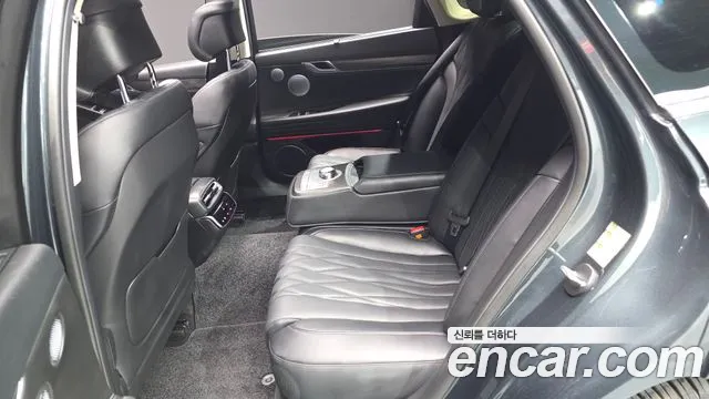Genesis G80 RG3 — Фото автомобиля 12