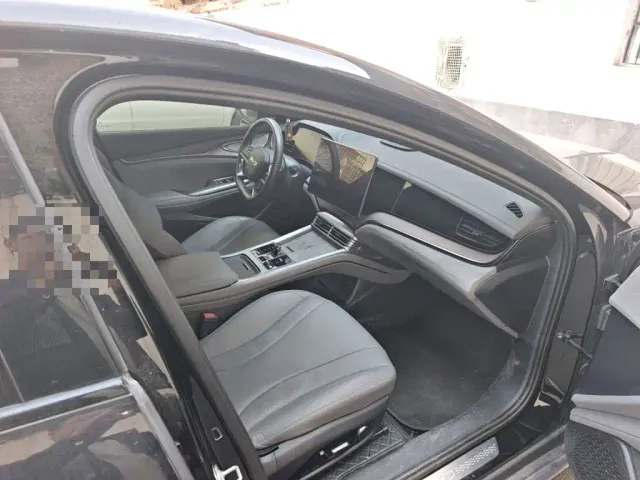 BYD Seal — Фото автомобиля 17