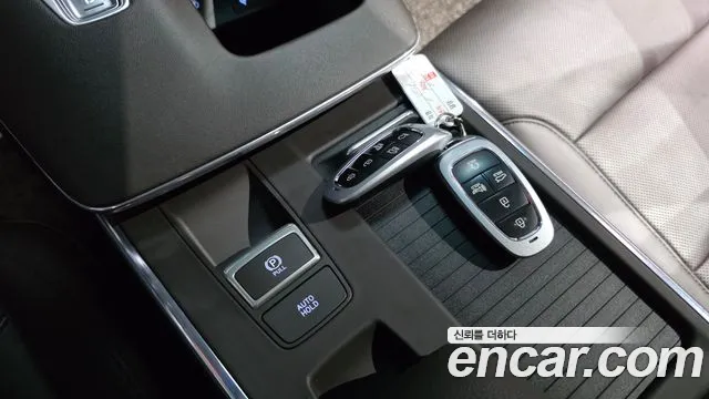 Hyundai Grandeur New — Фото автомобиля 22