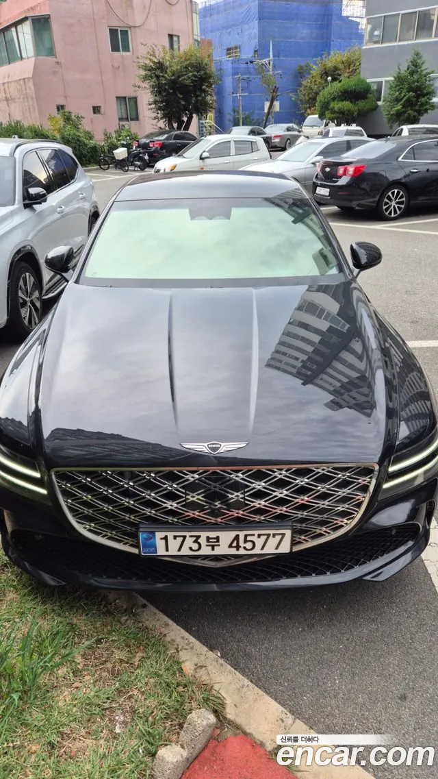 Genesis G80 RG3 — Фото автомобиля 3