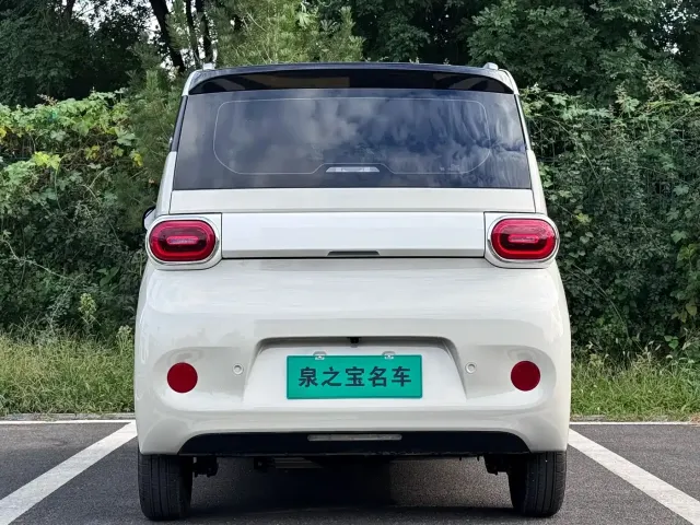 Wuling Hongguang Mini EV — Фото автомобиля 5