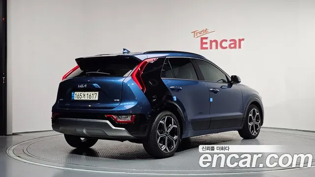 Kia Niro The All New Niro Signature — Фото автомобиля 2
