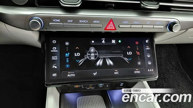 Hyundai Grandeur Grandeur (GN7) 3.5 Бензин 4WD — Фото автомобиля 15