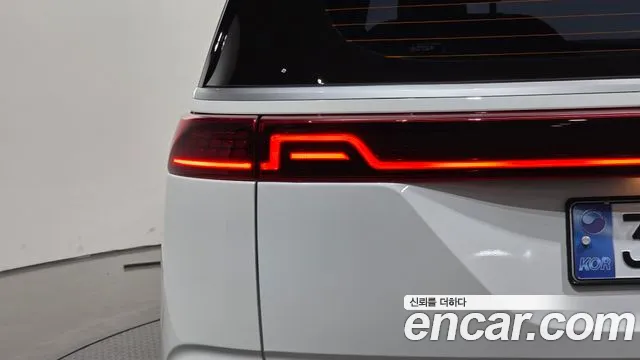 Kia Canival Carnival 4 поколение 9 мест Prestige — Фото автомобиля 19
