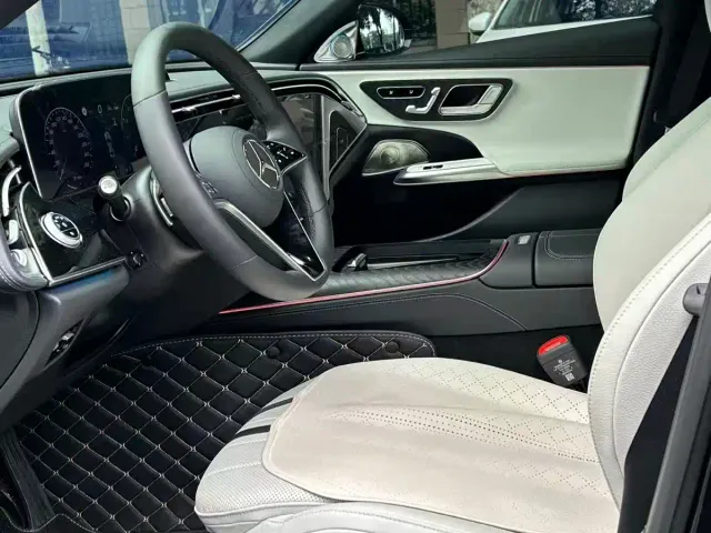 Mercedes-Benz E-Class — Фото автомобиля 10