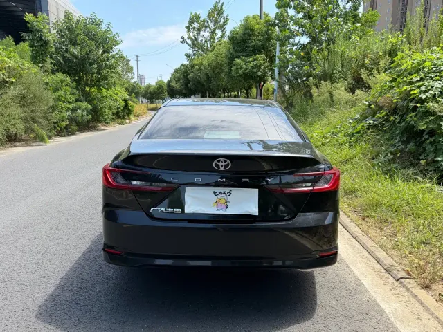 Toyota Camry — Фото автомобиля 13