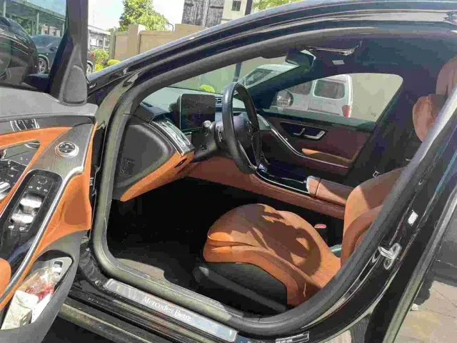 Mercedes-Benz S-Class — Фото автомобиля 7