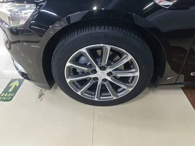 Buick LaCrosse — Фото автомобиля 22