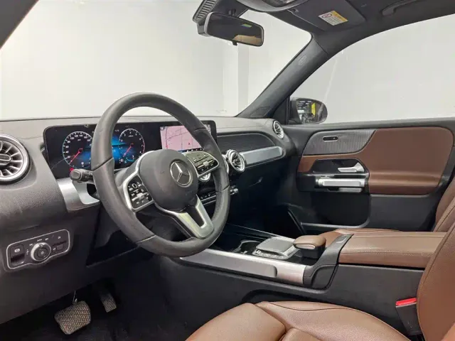 Mercedes-Benz GLB-Class — Фото автомобиля 14