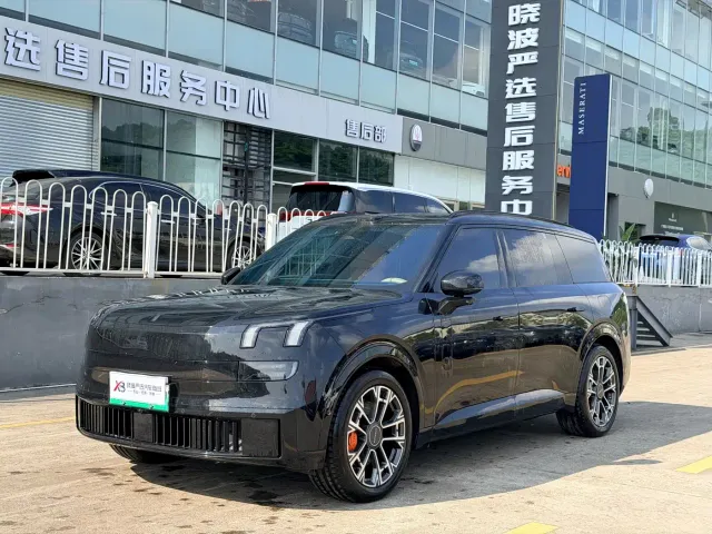 Lynk & Co 900 — Фото автомобиля 2