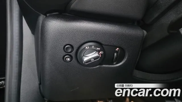 MINI Cooper — Фото автомобиля 19