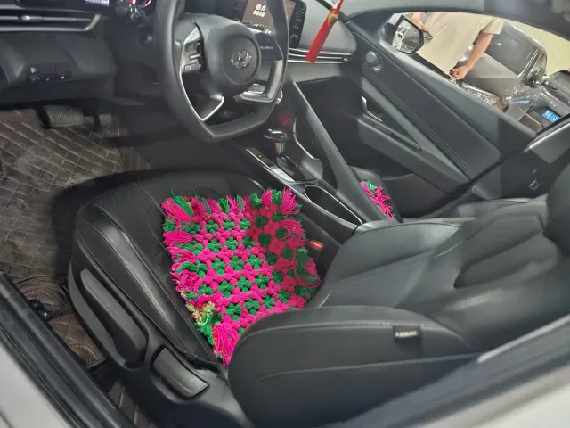 Hyundai Elantra — Фото автомобиля 4