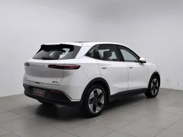 Bestune Yueyi 03 — Фото автомобиля 2