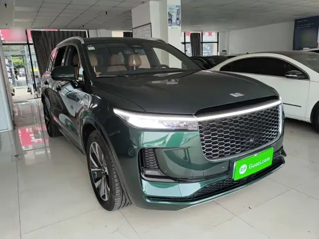Li Auto ONE — Фото автомобиля 3