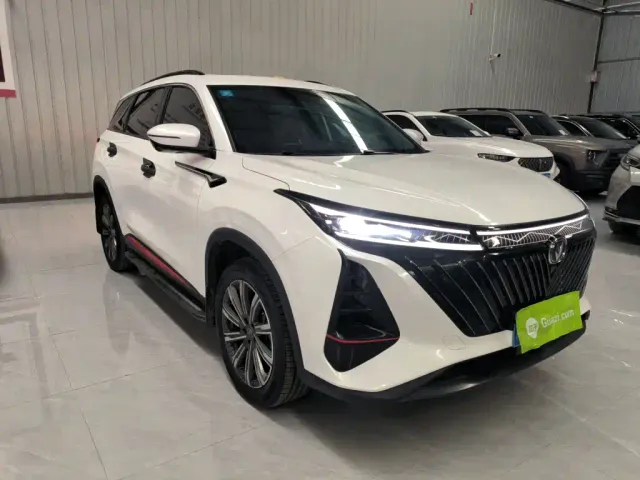 Changan CS75 Plus — Фото автомобиля 21