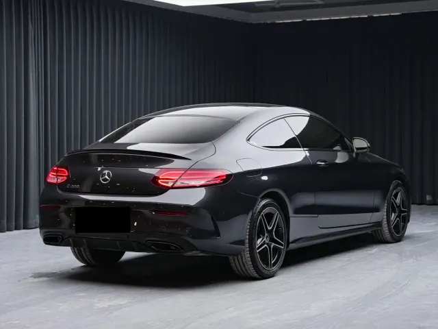 Mercedes-Benz C-Class — Фото автомобиля 6