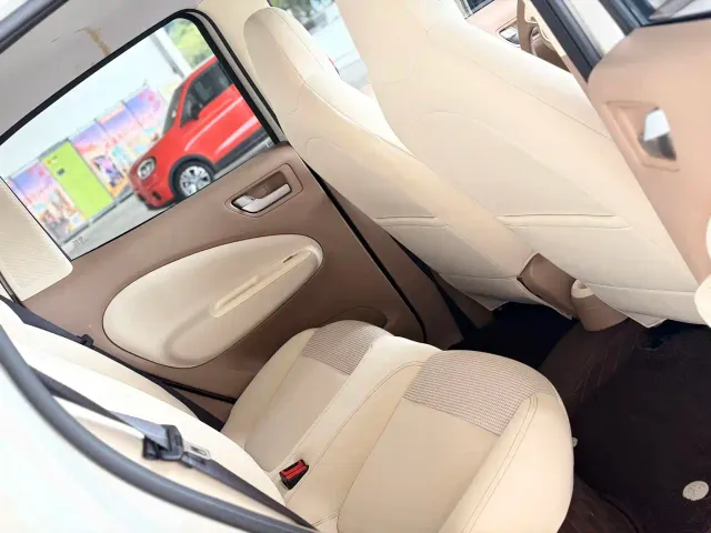 Wuling Hongguang Mini EV — Фото автомобиля 11